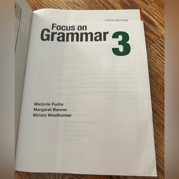 🆕 Focus on Grammar 3 with MyEnglishLab (5th Edition)
5th Edition - Picture 10 of 11